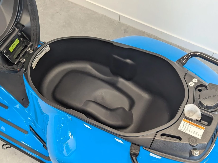 Angebot Vespa GTS 125 Supersport iGET Bild 11: Angebot Vespa GTS 125 Supersport iGET