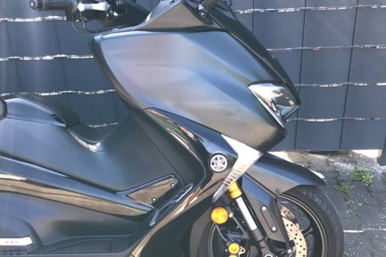 Yamaha TMAX DX
