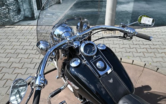 Gebrauchtmotorrad Harley-Davidson Softail Custom FXSTC - Bild 10
