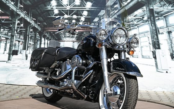 Gebrauchtmotorrad Harley-Davidson Softail Custom FXSTC - Bild 6