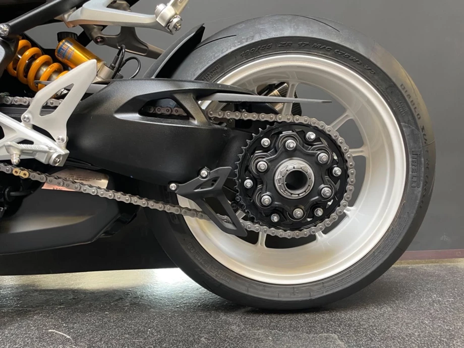 Angebot Triumph Speed Triple 1200 RR Bild 12: Angebot Triumph Speed Triple 1200 RR