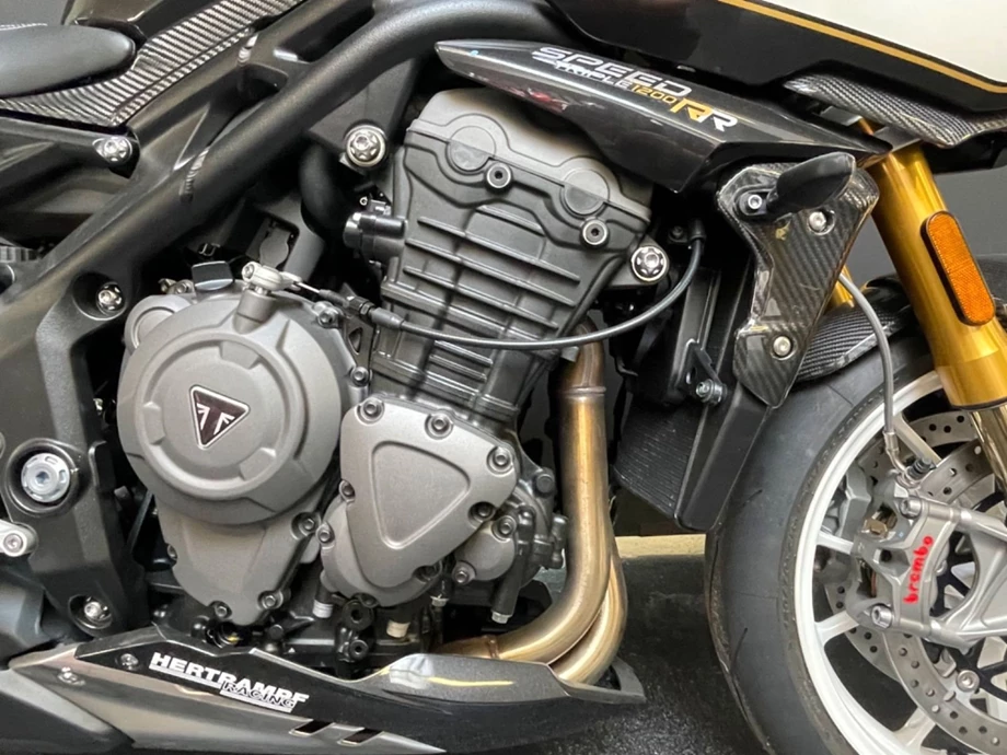 Angebot Triumph Speed Triple 1200 RR Bild 2: Angebot Triumph Speed Triple 1200 RR