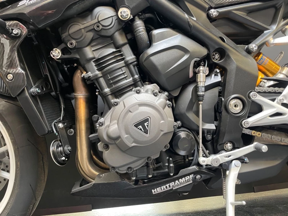 Angebot Triumph Speed Triple 1200 RR Bild 5: Angebot Triumph Speed Triple 1200 RR