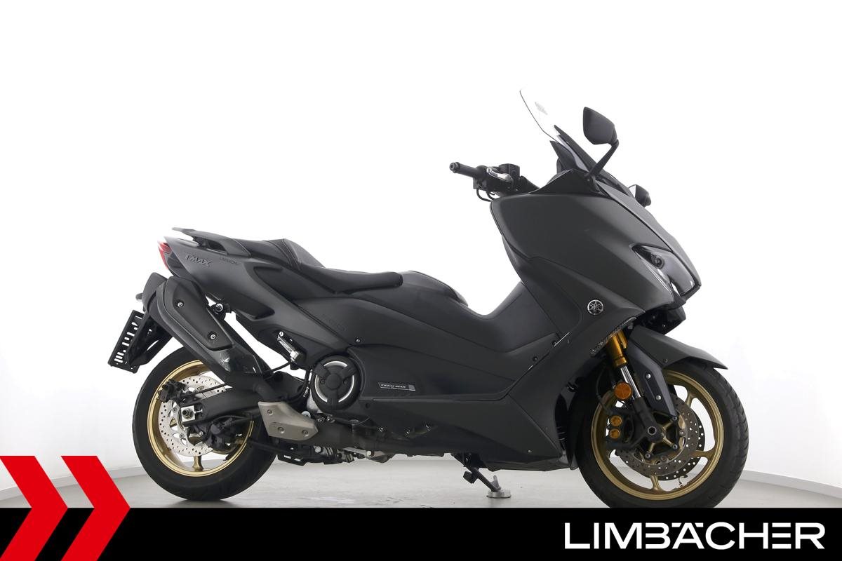 Yamaha TMAX 560 Tech Max - 1- HAND!