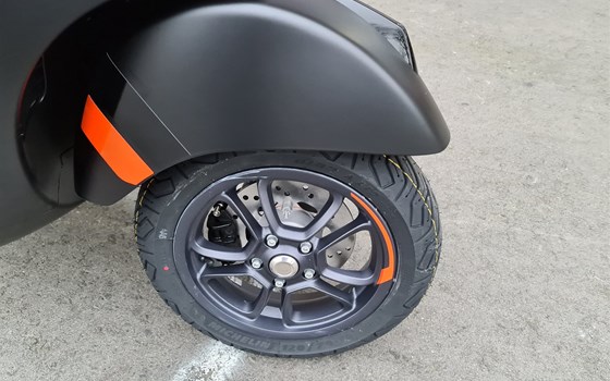 Neufahrzeug Vespa GTS 310 SuperSport - Bild 6 Neufahrzeug Vespa GTS 310 SuperSport - Bild 6