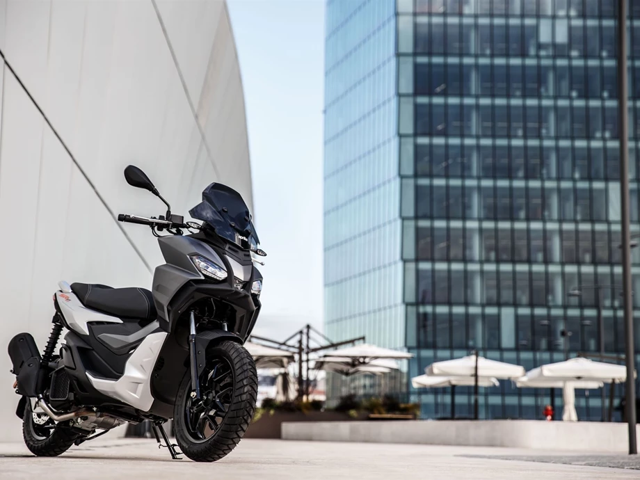 Angebot Aprilia SR GT 125 Bild 10: Angebot Aprilia SR GT 125