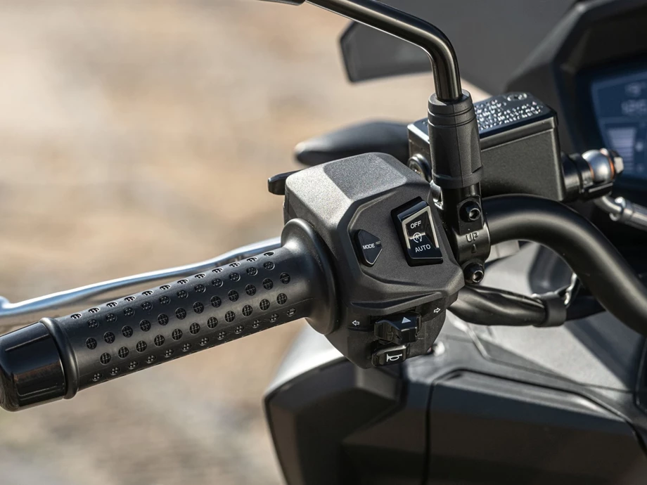 Angebot Aprilia SR GT 125 Bild 25: Angebot Aprilia SR GT 125