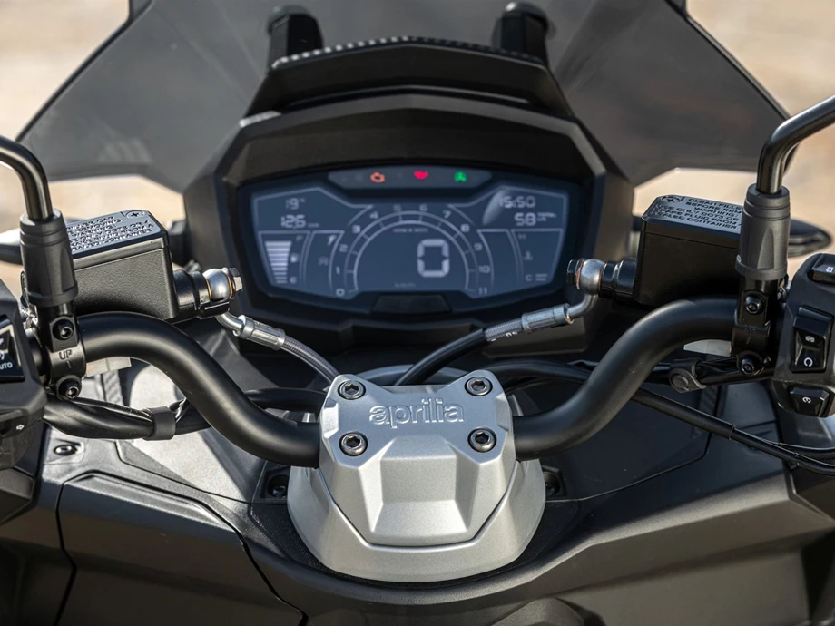 Angebot Aprilia SR GT 125 Bild 9: Angebot Aprilia SR GT 125