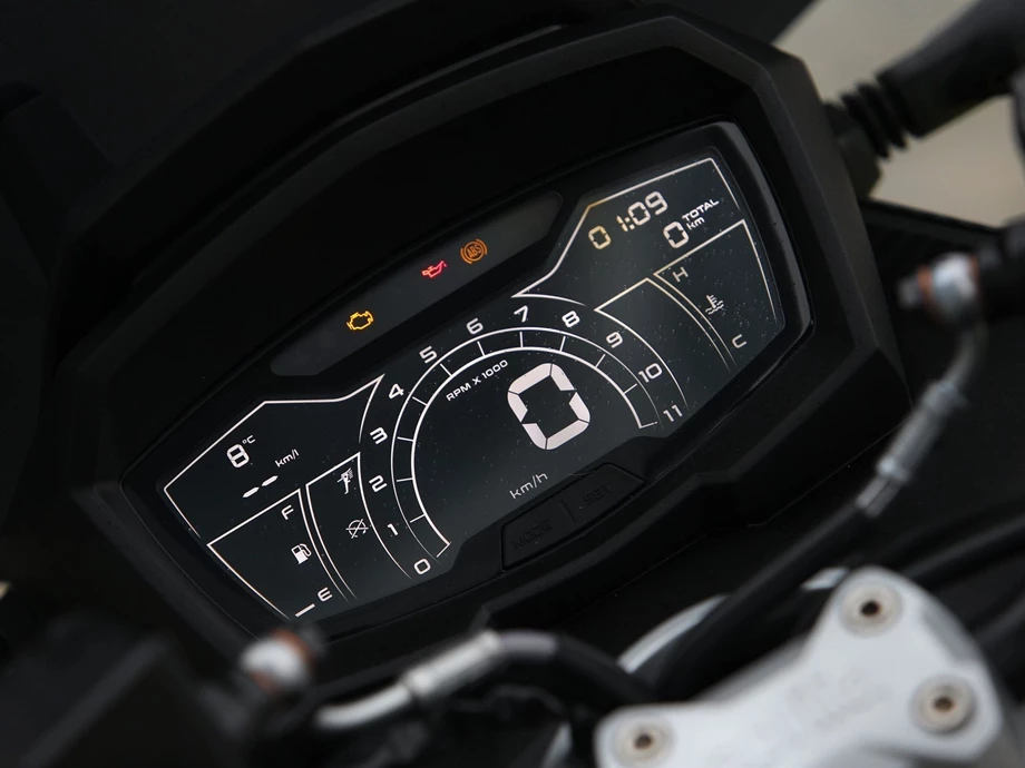 Angebot Aprilia SR GT Sport 125 Bild 11: Angebot Aprilia SR GT Sport 125