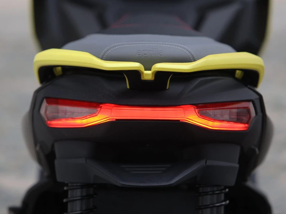 Angebot Aprilia SR GT Sport 200 Bild 14: Angebot Aprilia SR GT Sport 200