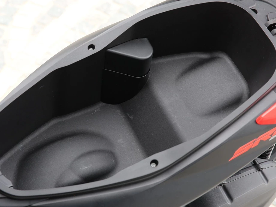 Angebot Aprilia SR GT Sport 200 Bild 19: Angebot Aprilia SR GT Sport 200