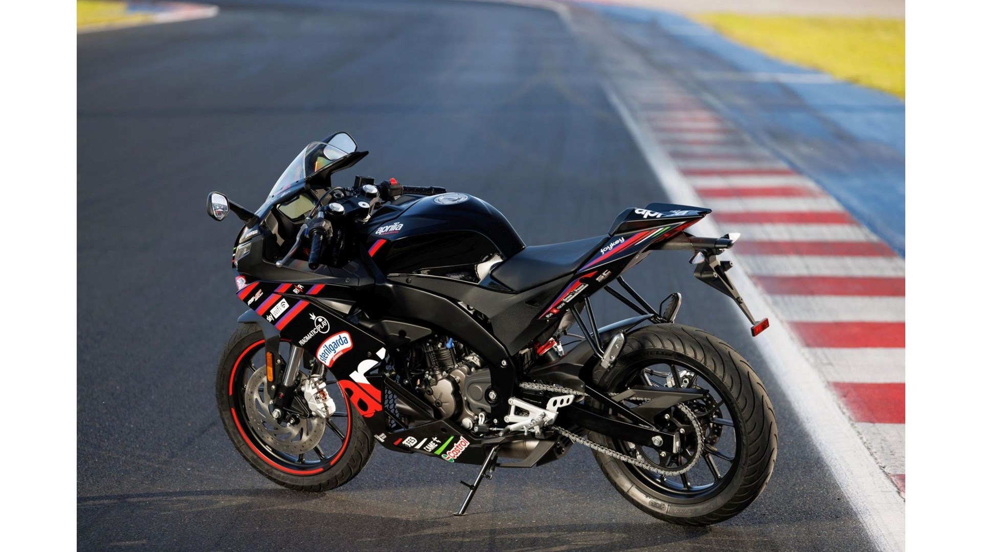 Aprilia RS 125 Replica