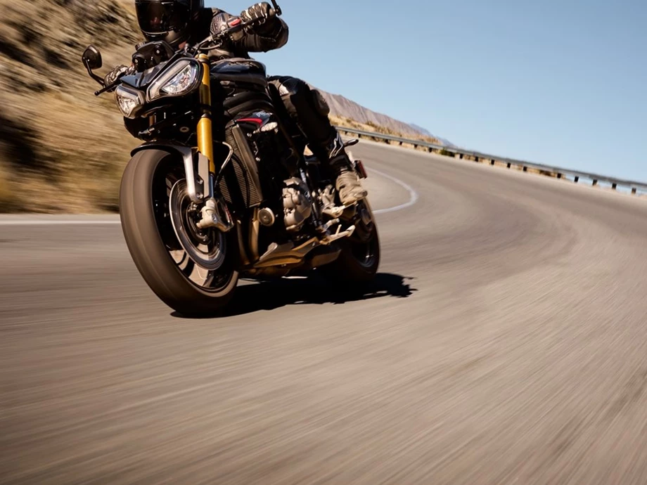 Angebot Triumph Speed Triple 1200 RS Bild 12: Angebot Triumph Speed Triple 1200 RS