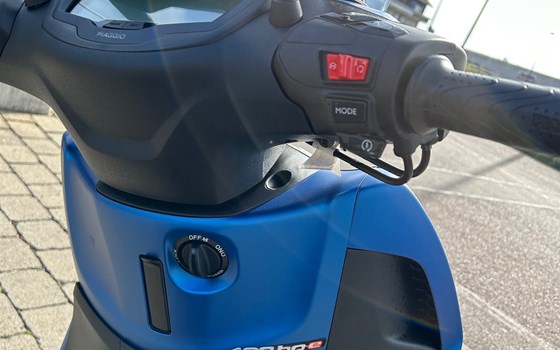 Neufahrzeug Piaggio Beverly 400 S - Bild 7