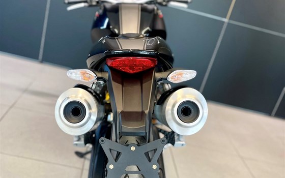 Gebrauchtmotorrad Ducati Monster 696 - Bild 13