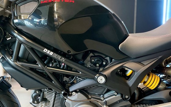 Gebrauchtmotorrad Ducati Monster 696 - Bild 9