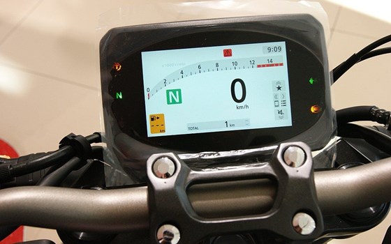 Neufahrzeug Honda CB650R - Bild 5 Neufahrzeug Honda CB650R - Bild 5