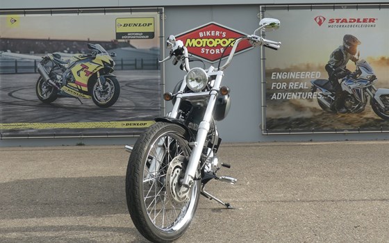 Gebrauchtmotorrad Harley-Davidson Softail Custom FXSTC - Bild 3