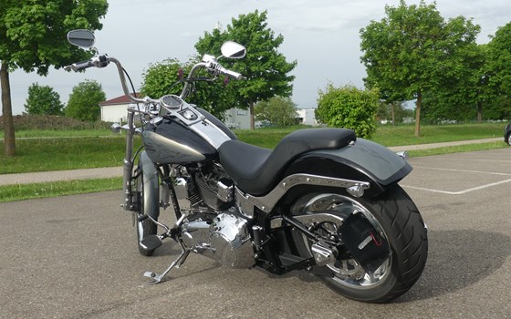 Gebrauchtmotorrad Harley-Davidson Softail Custom FXSTC - Bild 6