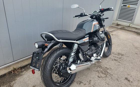Neufahrzeug Moto Guzzi V7 Special - Bild 3 Neufahrzeug Moto Guzzi V7 Special - Bild 3