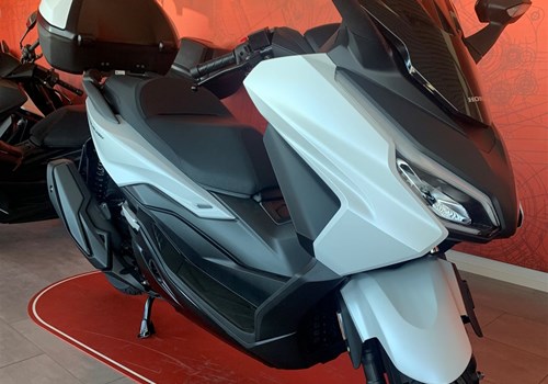 Honda Forza 350