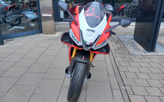 Neufahrzeug Aprilia RSV4 1100 Factory - Bild 2