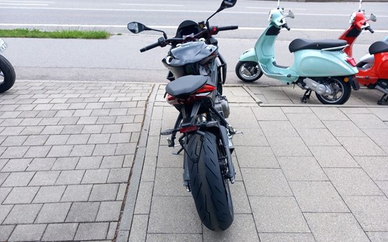 Neufahrzeug Aprilia Tuono 660 Factory - Bild 9