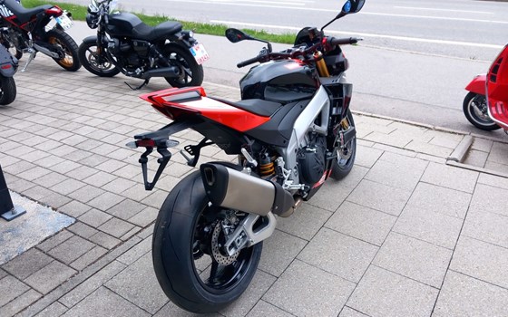 Neufahrzeug Aprilia Tuono V4 1100 Factory SE-09 SBK - Bild 11
