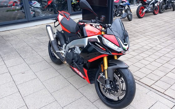 Neufahrzeug Aprilia Tuono V4 1100 Factory SE-09 SBK - Bild 15
