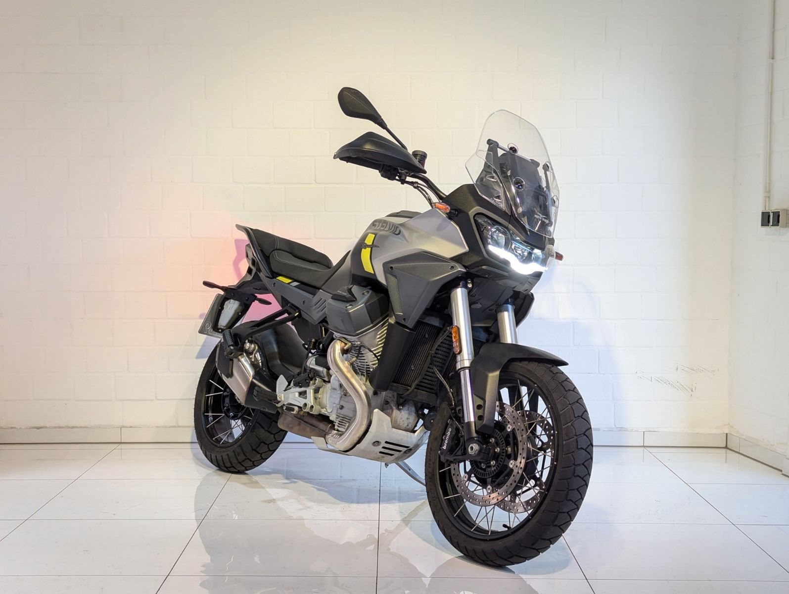 Moto Guzzi Stelvio