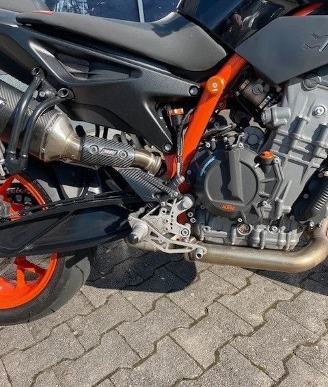 Angebot KTM 890 Duke R Bild 3: Angebot KTM 890 Duke R