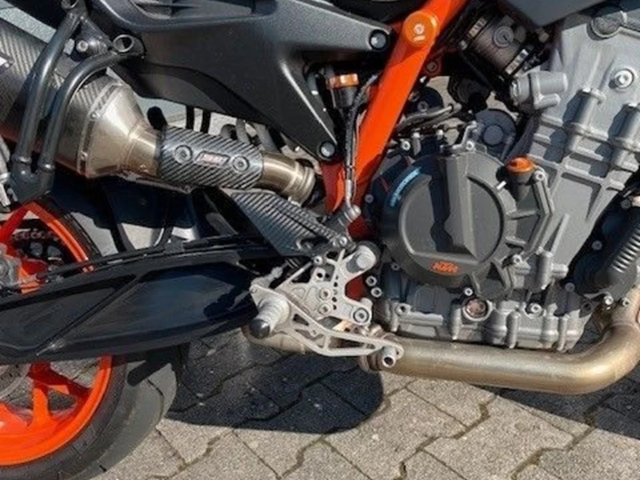 Angebot KTM 890 Duke R Bild 3: Angebot KTM 890 Duke R