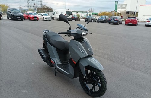 Gebrauchtmotorrad Peugeot Tweet 125 GT