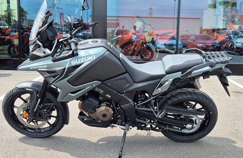 Neumotorrad Suzuki V-Strom 1050