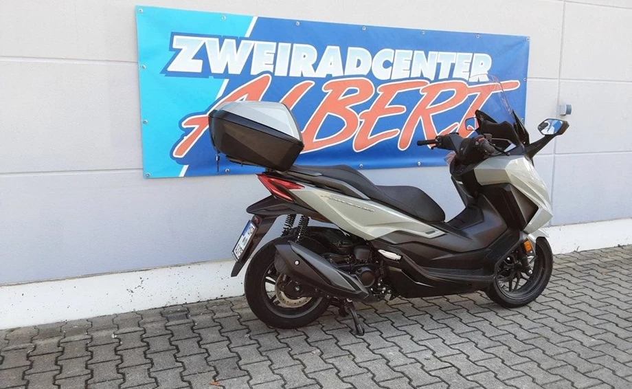 Offer Honda Forza 350 Bild 8: Offer Honda Forza 350