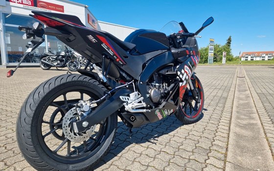 Neufahrzeug Aprilia RS 125 Replica - Bild 3