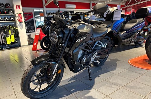 Honda CB125R