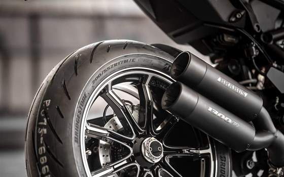 Gebrauchtmotorrad Brabus 1300 R - Bild 7 Gebrauchtmotorrad Brabus 1300 R - Bild 7