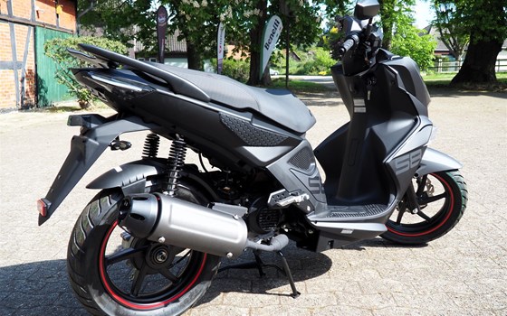 Neufahrzeug Kymco Super 8 R 50i - Bild 6