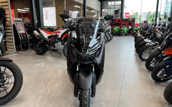 Neufahrzeug Yamaha NMAX 125 Tech MAX - Bild 6 Neufahrzeug Yamaha NMAX 125 Tech MAX - Bild 6