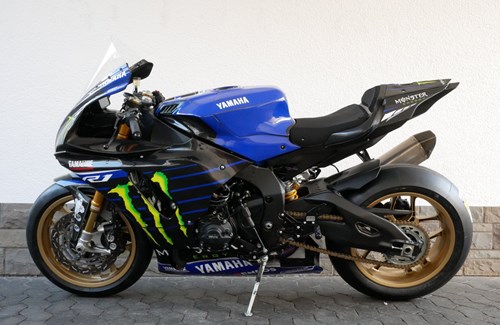 Gebrauchtmotorrad Yamaha R1 RACE