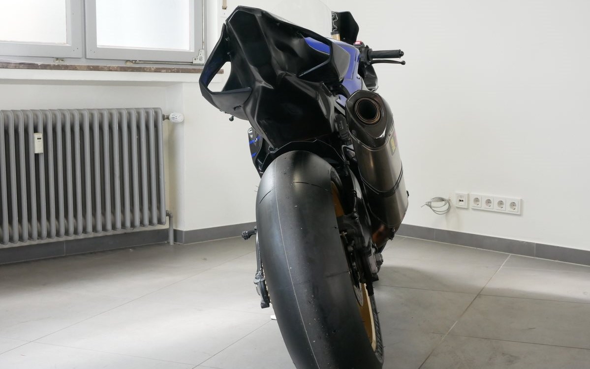 Angebot Yamaha R1 RACE