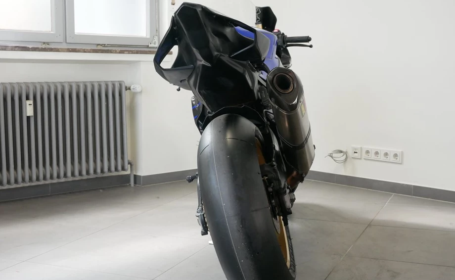 Angebot Yamaha R1 RACE Bild 11: Angebot Yamaha R1 RACE