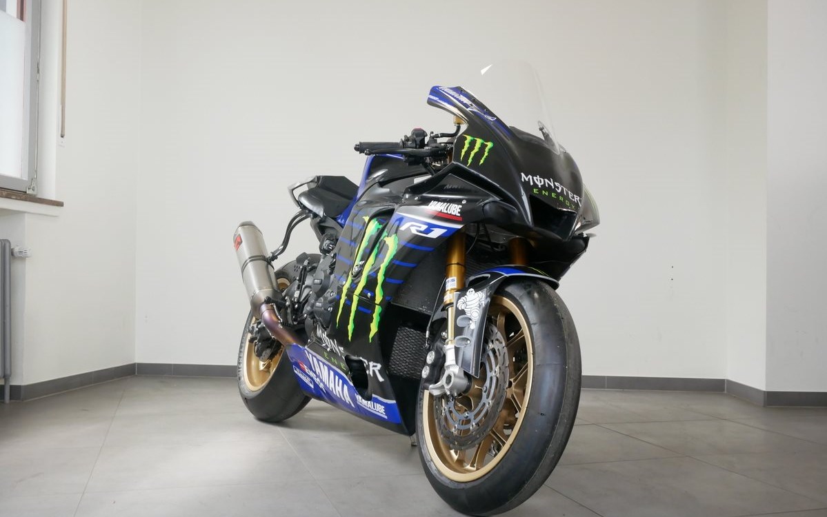 Angebot Yamaha R1 RACE