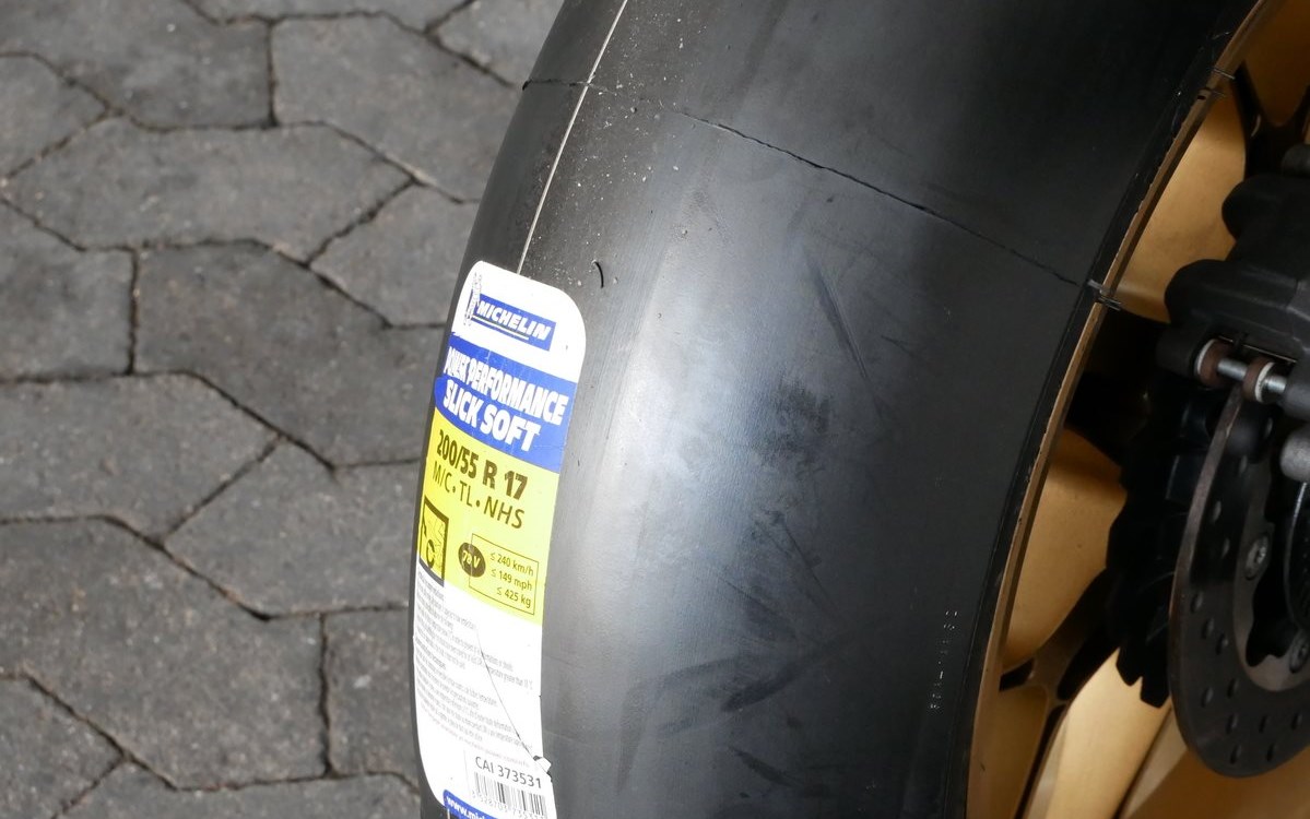 Angebot Yamaha R1 RACE