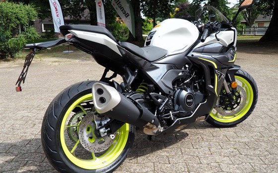 Neufahrzeug Benelli Tornado 550 - Bild 7