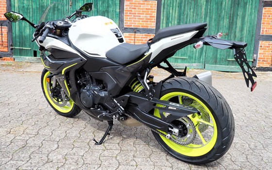 Neufahrzeug Benelli Tornado 550 - Bild 4