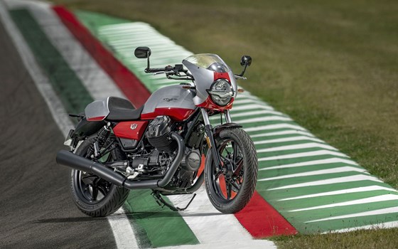 Neufahrzeug Moto Guzzi V7 Stone Corsa - Bild 9 Neufahrzeug Moto Guzzi V7 Stone Corsa - Bild 9