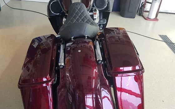 Gebrauchtmotorrad Harley-Davidson Street Glide FLHX - Bild 5 Gebrauchtmotorrad Harley-Davidson Street Glide FLHX - Bild 5