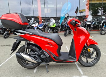 Gebrauchtmotorrad Honda SH125i